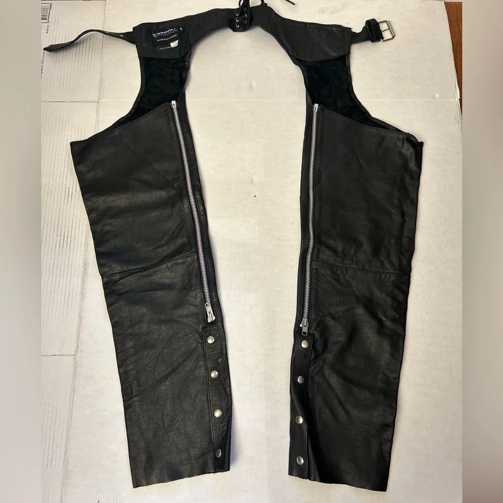 Motorcycle Mens Black Leather Chaps by Prutech Performance Sz-M. CC18